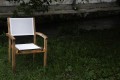stapelbarer weiße Stuhl