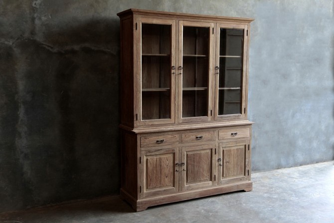 Teak Schrank robust